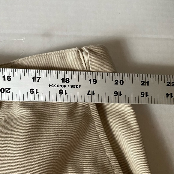 L.L. Bean Classic Fit Women’s Pants Tan Size 20 NWT - Picture 15 of 16
